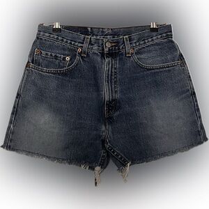 vintage 2002 LEVI’S 505 denim shorts